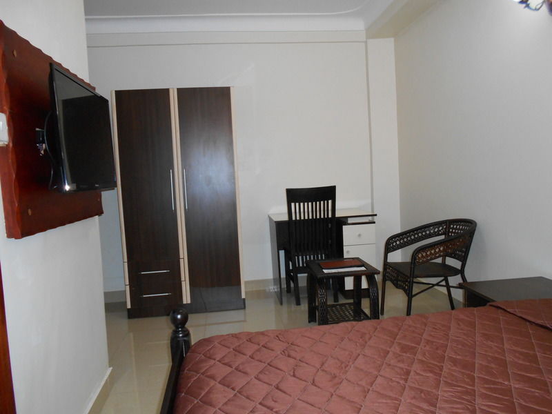 Marie'S Royale Hotel Kampala Exterior photo