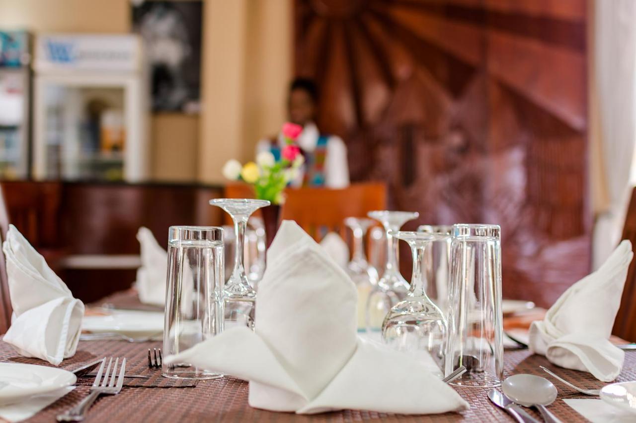 Marie'S Royale Hotel Kampala Exterior photo